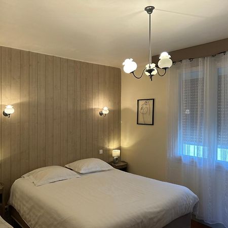 Вилла Le Jardin D'Odette Yevres-le-Petit Экстерьер фото
